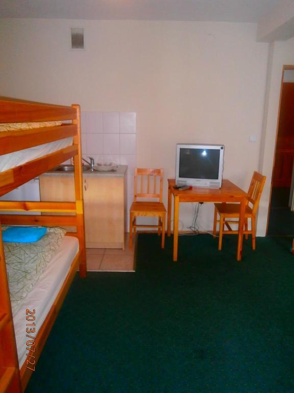 Hostel Victoria Cracóvia Quarto foto